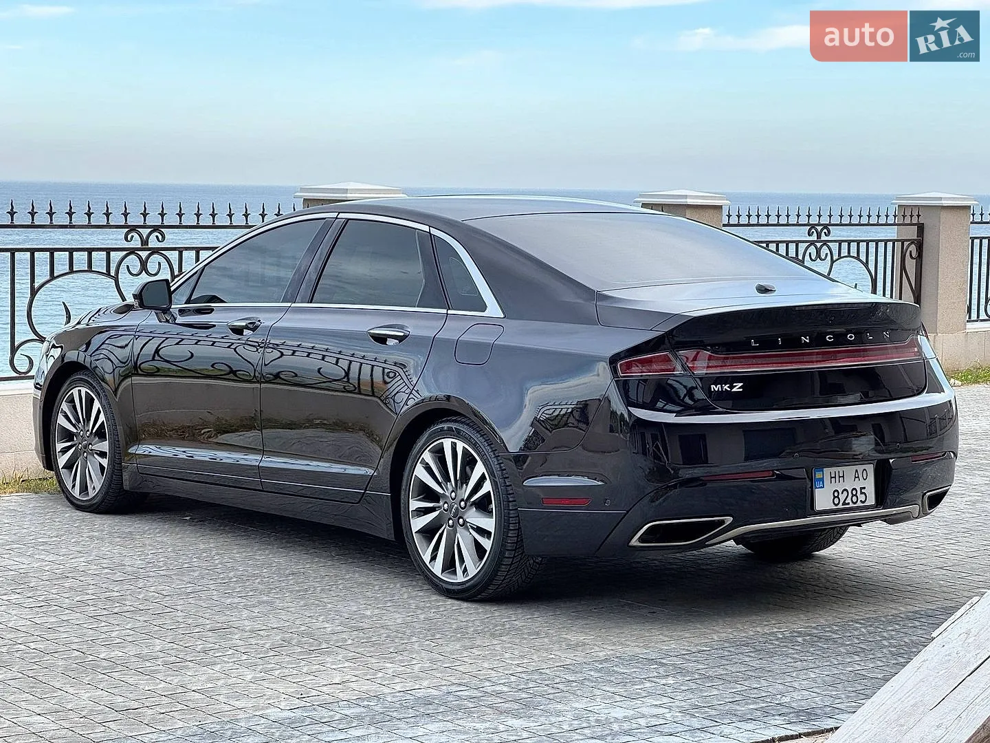 2020 Lincoln MKZ - мініатюра 14