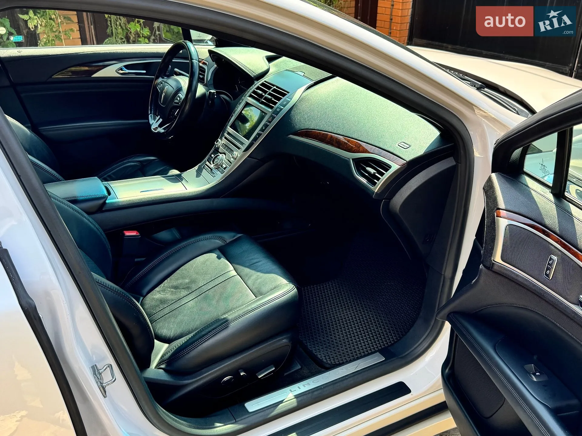 2017 Lincoln MKZ - мініатюра 10