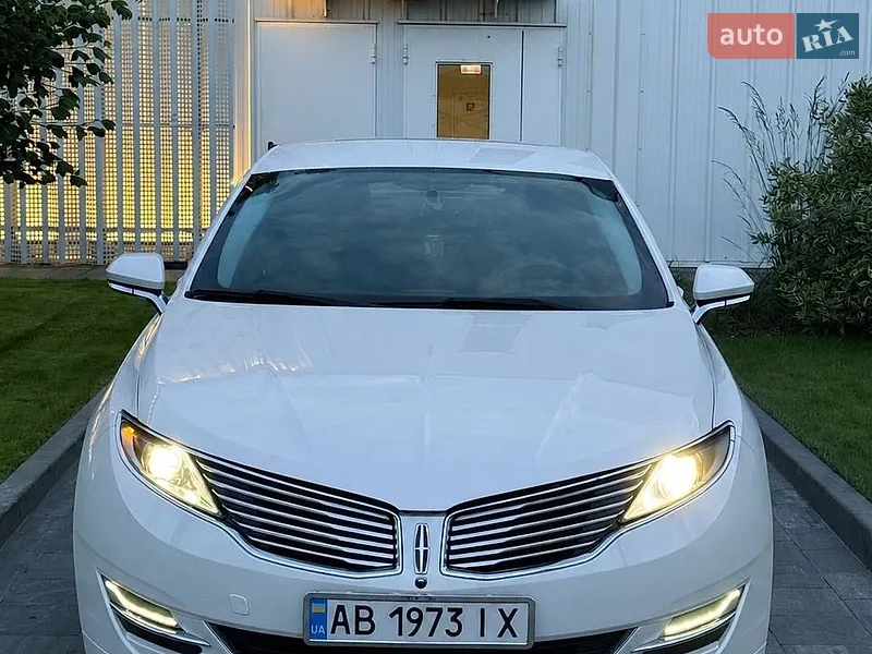 Lincoln MKZ 2013