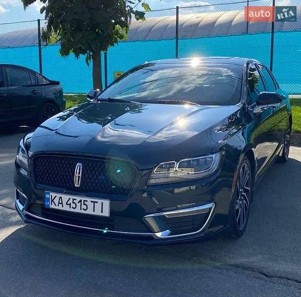 Lincoln MKZ 2020