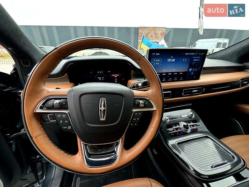 Внедорожник / Кроссовер Lincoln Nautilus 2022 в Хмельницком