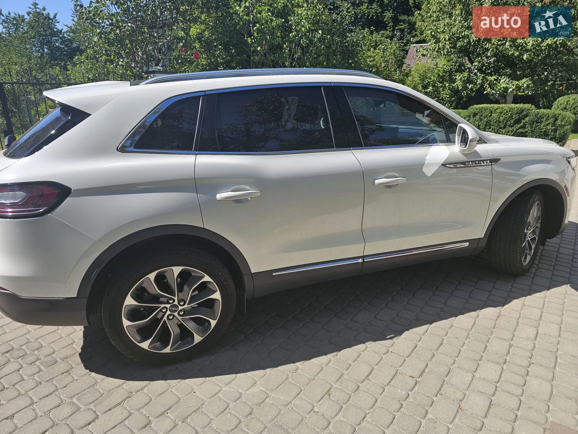 2022 Lincoln Nautilus - мініатюра 10