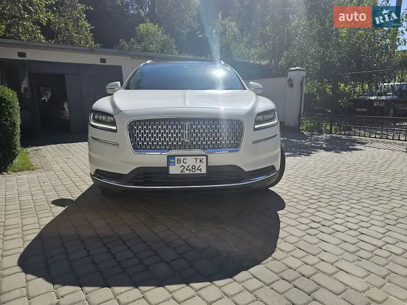 Lincoln Nautilus 2022