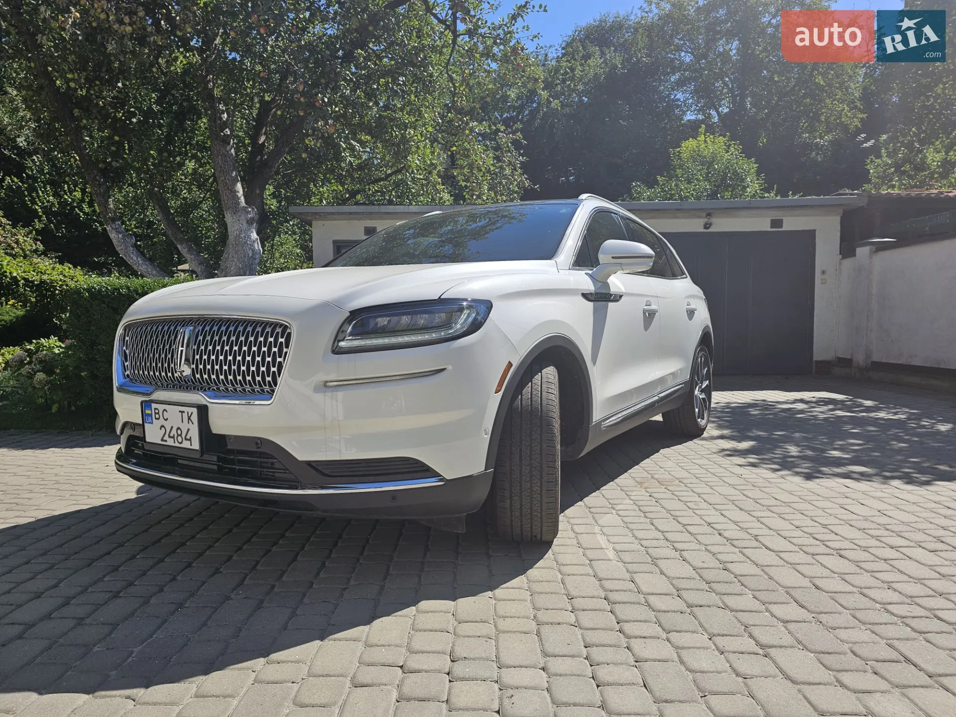 2022 Lincoln Nautilus - мініатюра 3