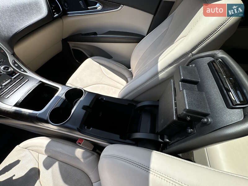 Внедорожник / Кроссовер Lincoln Nautilus 2019 в Кропивницком фото 38 Внедорожник / Кроссовер Lincoln Nautilus 2019 в Кропивницком