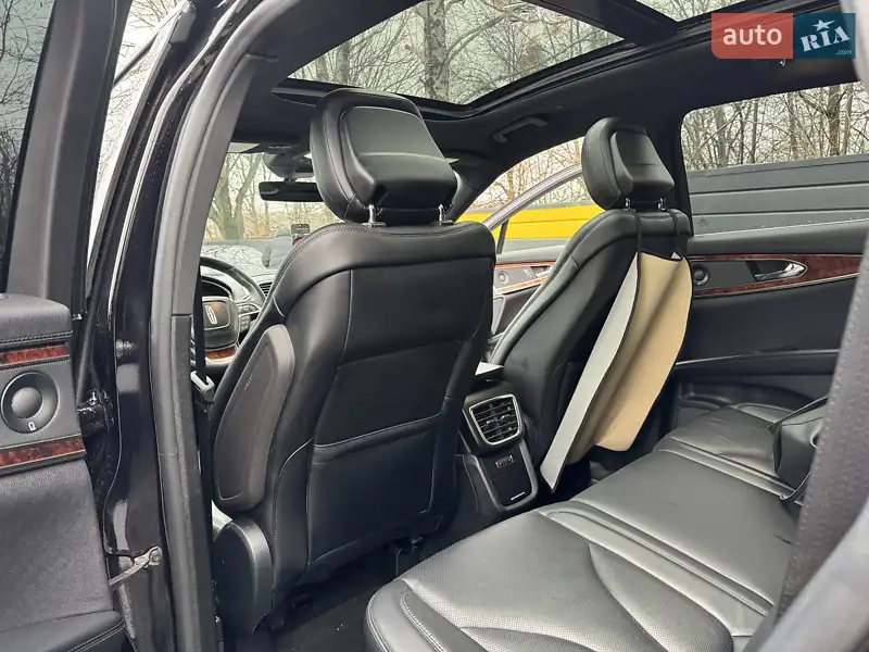Lincoln Nautilus 2020 VIN 2LMPJ8K97LBL21851 фото оголошення 20 з 66