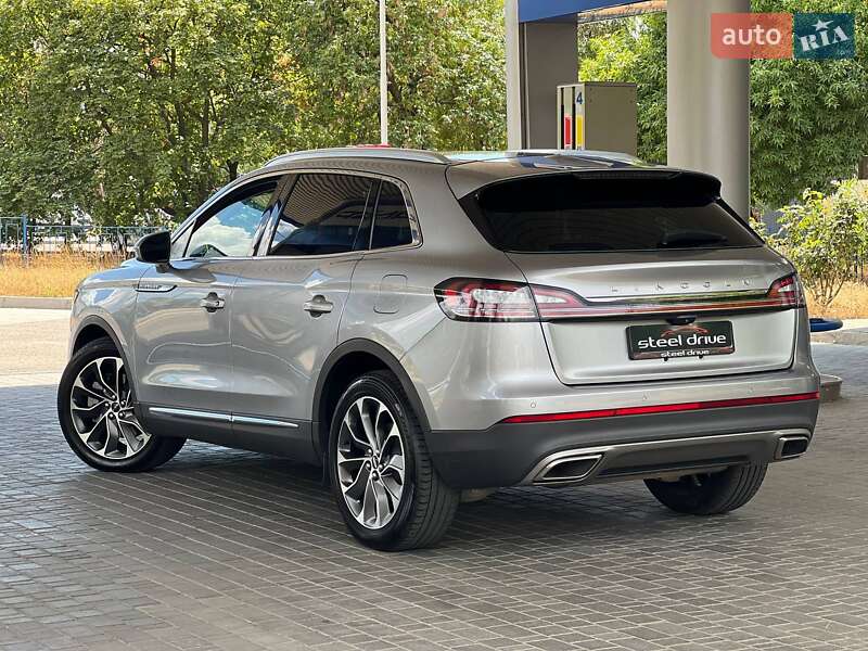 Внедорожник / Кроссовер Lincoln Nautilus 2021 в Николаеве