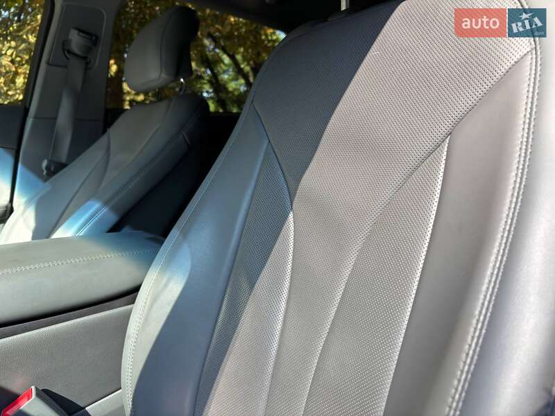 Позашляховик / Кросовер Lincoln Nautilus 2019 в Києві