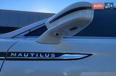 Внедорожник / Кроссовер Lincoln Nautilus 2019 в 