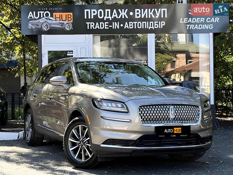 Lincoln Nautilus 2021
