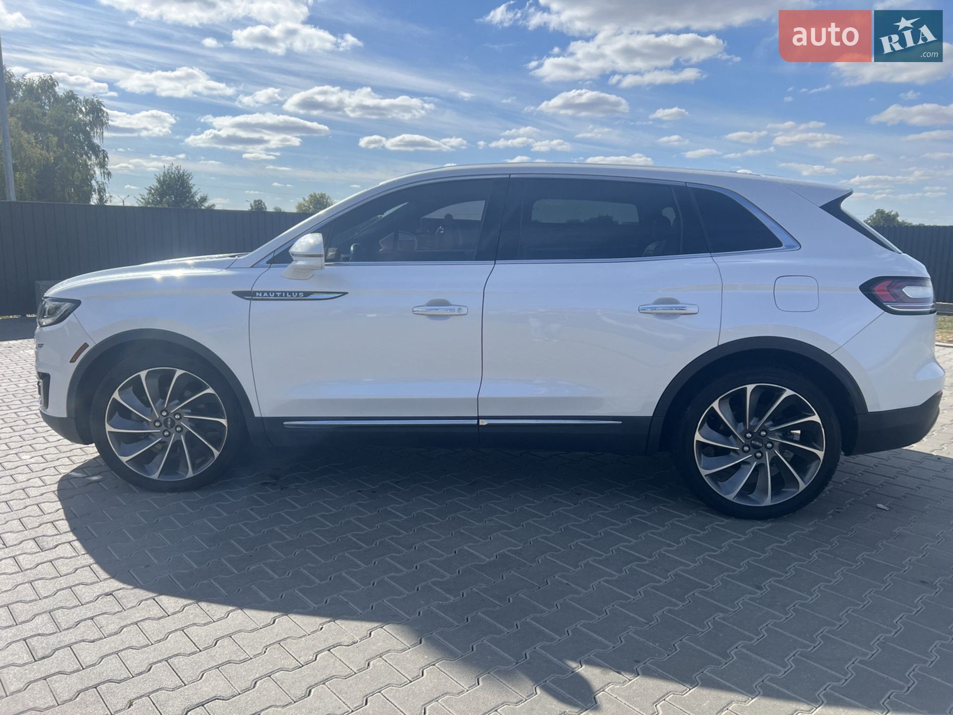2018 Lincoln Nautilus - мініатюра 5