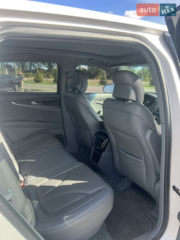 Внедорожник / Кроссовер Lincoln Nautilus 2018 в Киеве