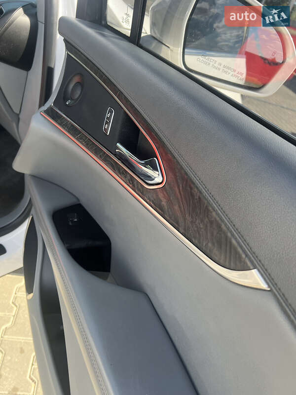 Внедорожник / Кроссовер Lincoln Nautilus 2018 в Киеве