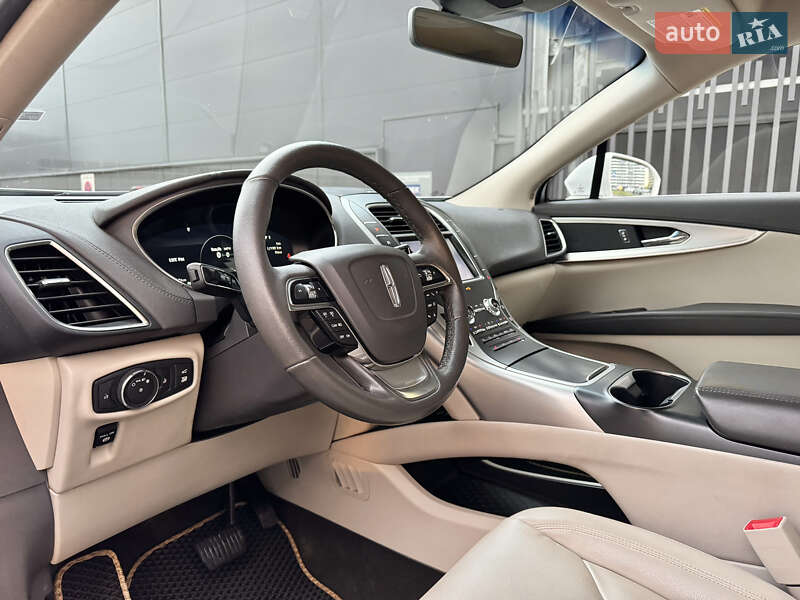 Внедорожник / Кроссовер Lincoln Nautilus 2020 в Киеве фото 43 Внедорожник / Кроссовер Lincoln Nautilus 2020 в Киеве