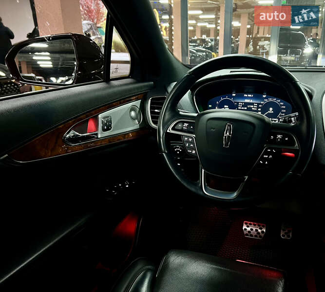 Позашляховик / Кросовер Lincoln Nautilus 2020 в Києві