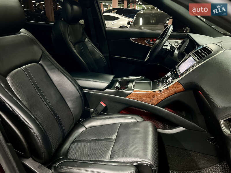 Позашляховик / Кросовер Lincoln Nautilus 2020 в Києві