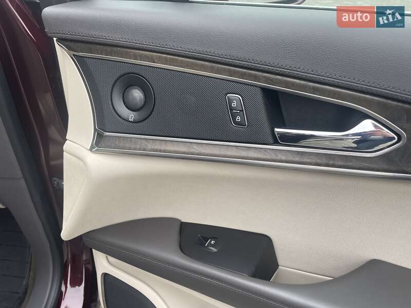 Внедорожник / Кроссовер Lincoln Nautilus 2019 в Черкассах фото 35 Внедорожник / Кроссовер Lincoln Nautilus 2019 в Черкассах