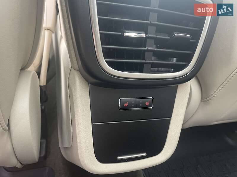 Внедорожник / Кроссовер Lincoln Nautilus 2019 в Черкассах фото 43 Внедорожник / Кроссовер Lincoln Nautilus 2019 в Черкассах