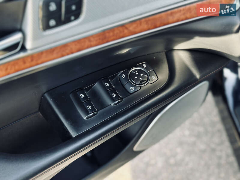 Внедорожник / Кроссовер Lincoln Nautilus 2020 в Кременчуге фото 20 Внедорожник / Кроссовер Lincoln Nautilus 2020 в Кременчуге