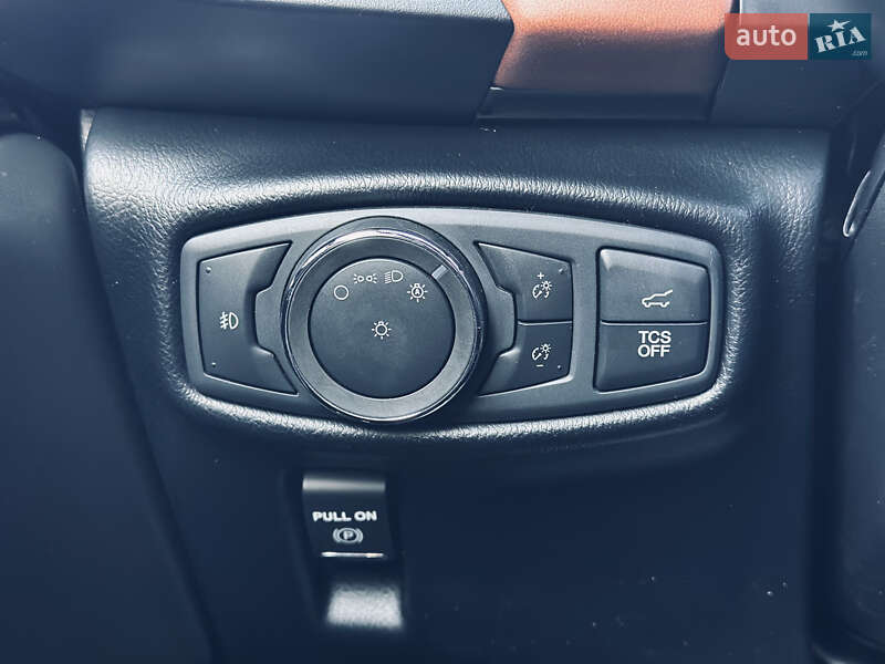 Внедорожник / Кроссовер Lincoln Nautilus 2020 в Кременчуге фото 45 Внедорожник / Кроссовер Lincoln Nautilus 2020 в Кременчуге