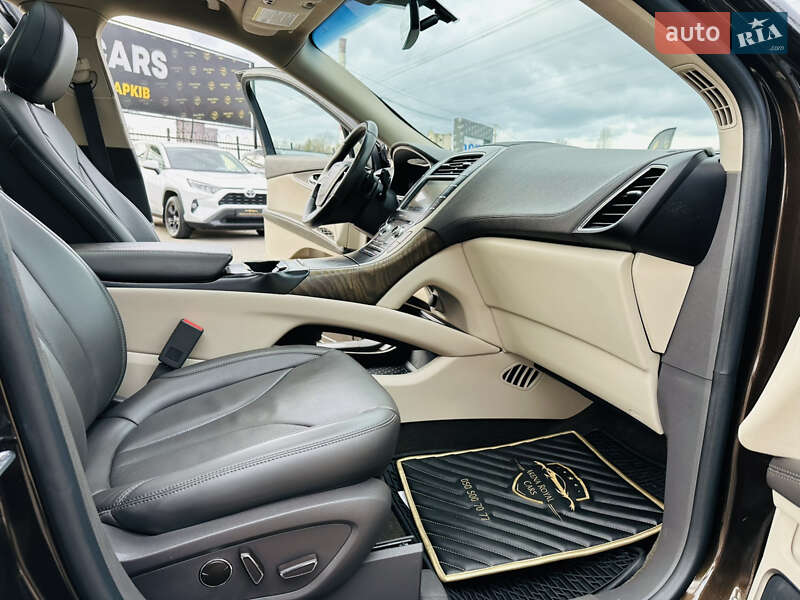 Внедорожник / Кроссовер Lincoln Nautilus 2020 в Харькове фото 26 Внедорожник / Кроссовер Lincoln Nautilus 2020 в Харькове