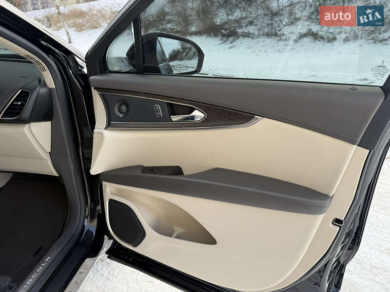 Позашляховик / Кросовер Lincoln Nautilus 2020 в Полтаві фото 28 Позашляховик / Кросовер Lincoln Nautilus 2020 в Полтаві