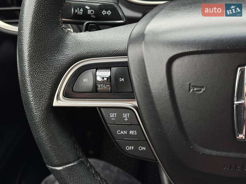 Внедорожник / Кроссовер Lincoln Nautilus 2019 в Ровно