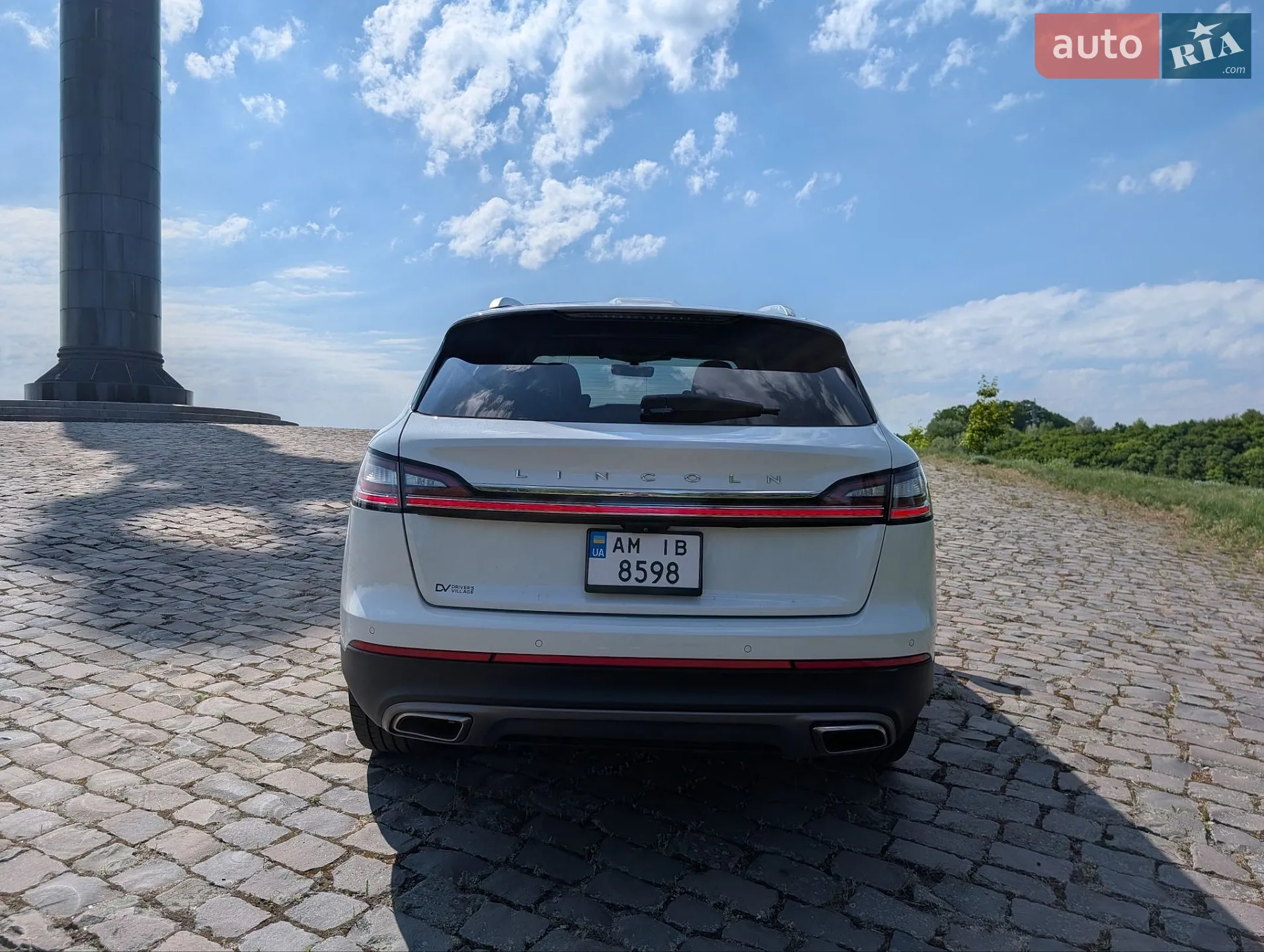 2022 Lincoln Nautilus - мініатюра 8