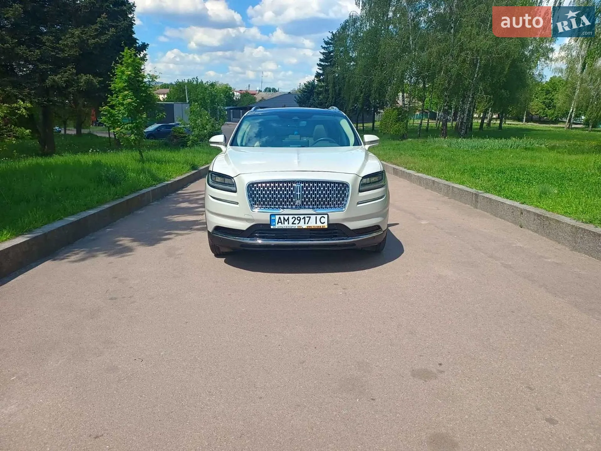 2022 Lincoln Nautilus - мініатюра 3