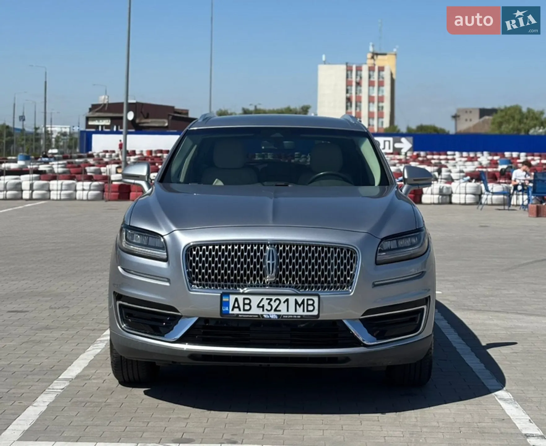 2019 Lincoln Nautilus - мініатюра 2