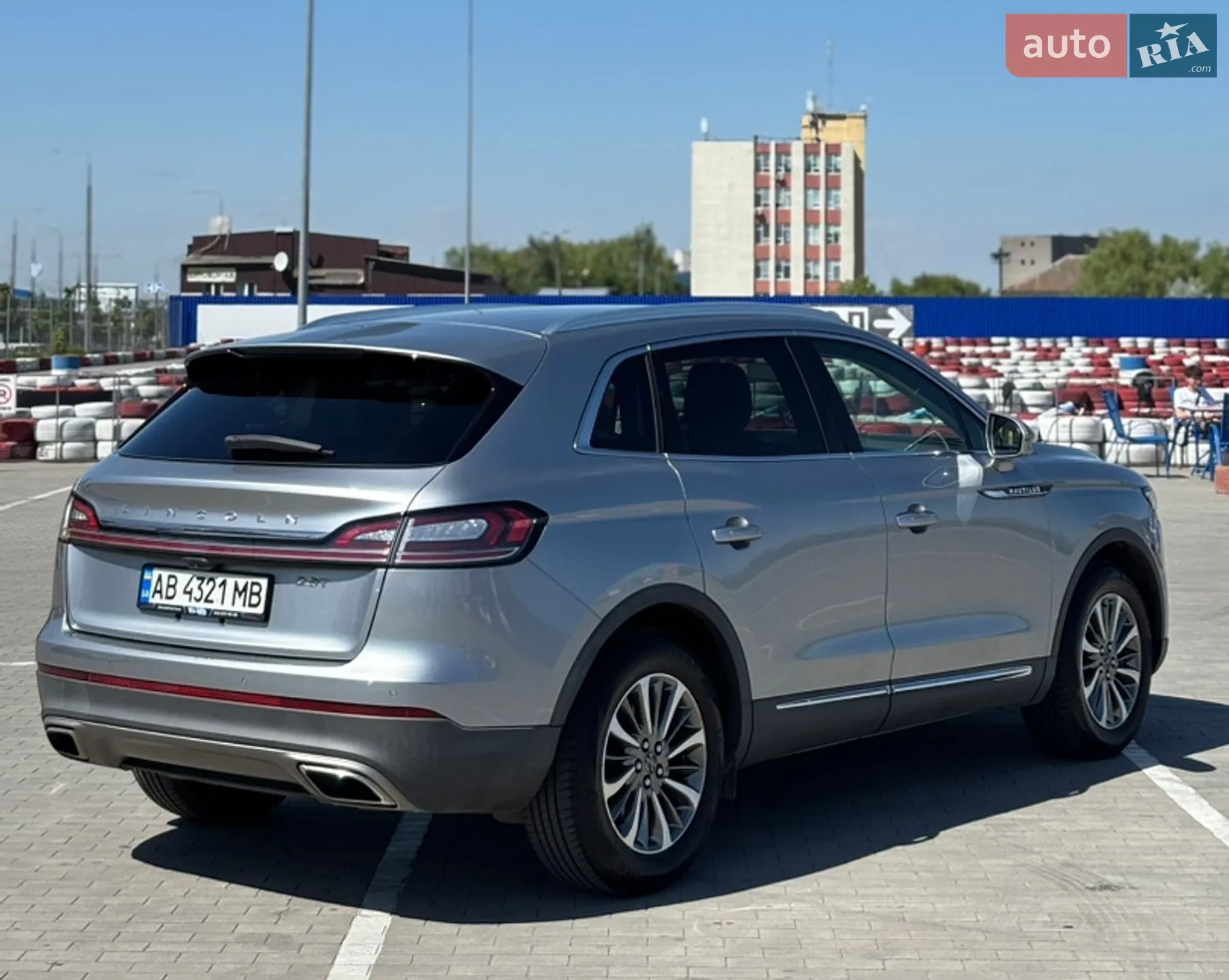 2019 Lincoln Nautilus - мініатюра 5