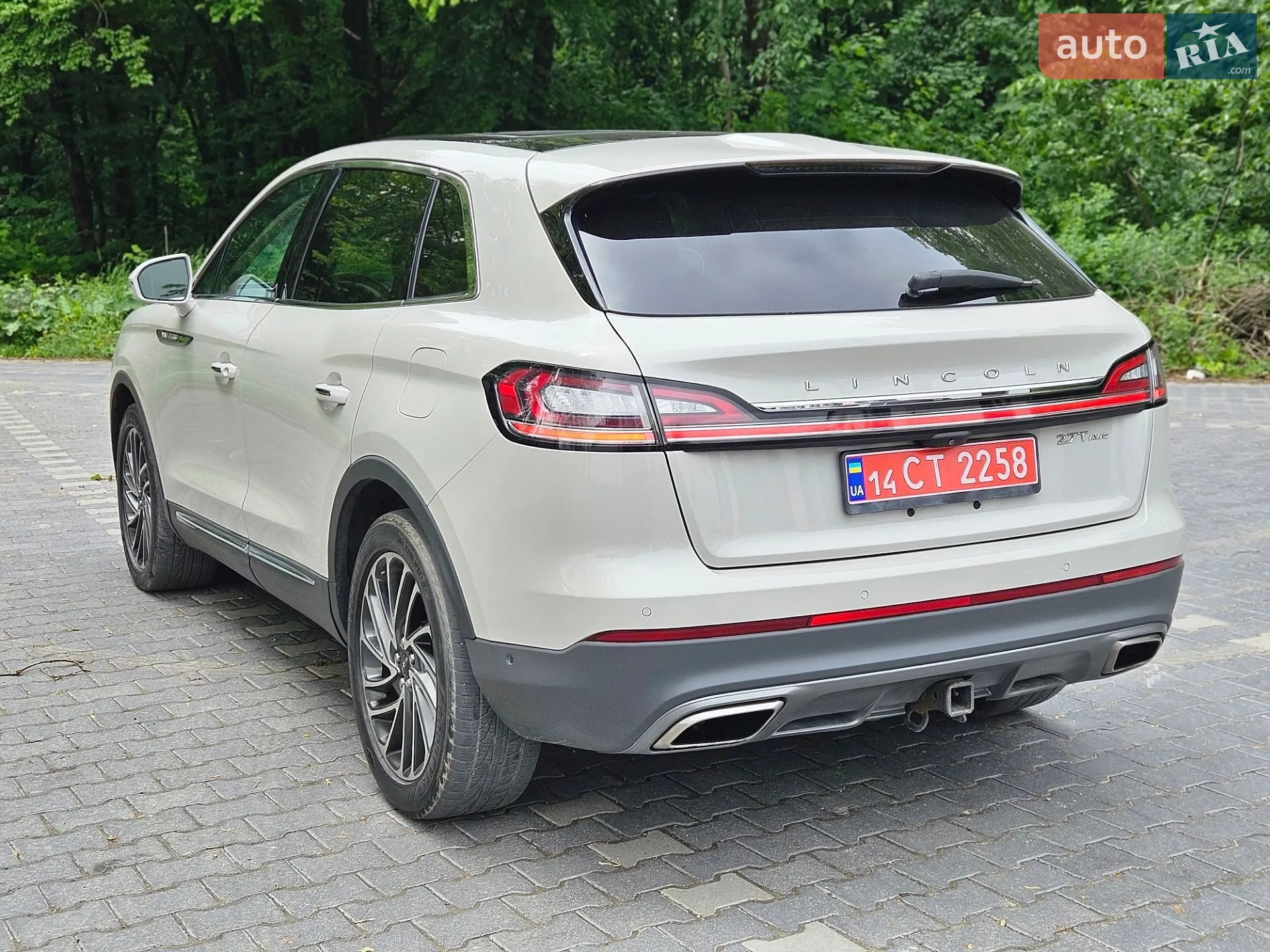2019 Lincoln Nautilus - мініатюра 14