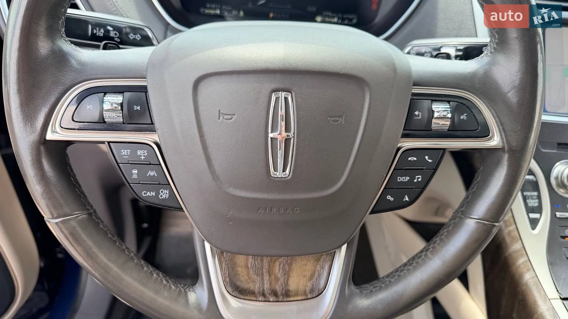 2018 Lincoln Nautilus - мініатюра 33