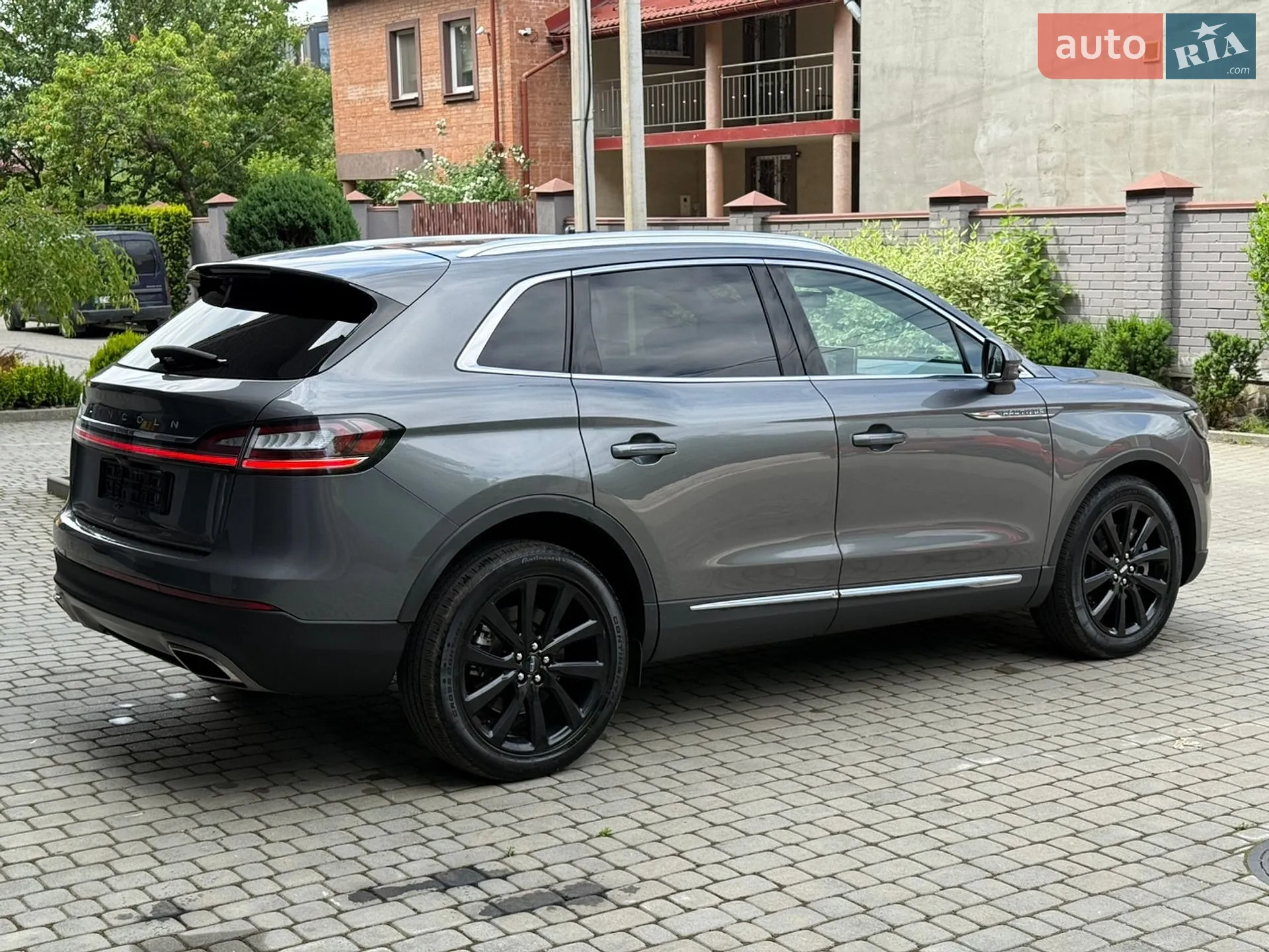 2023 Lincoln Nautilus - мініатюра 4