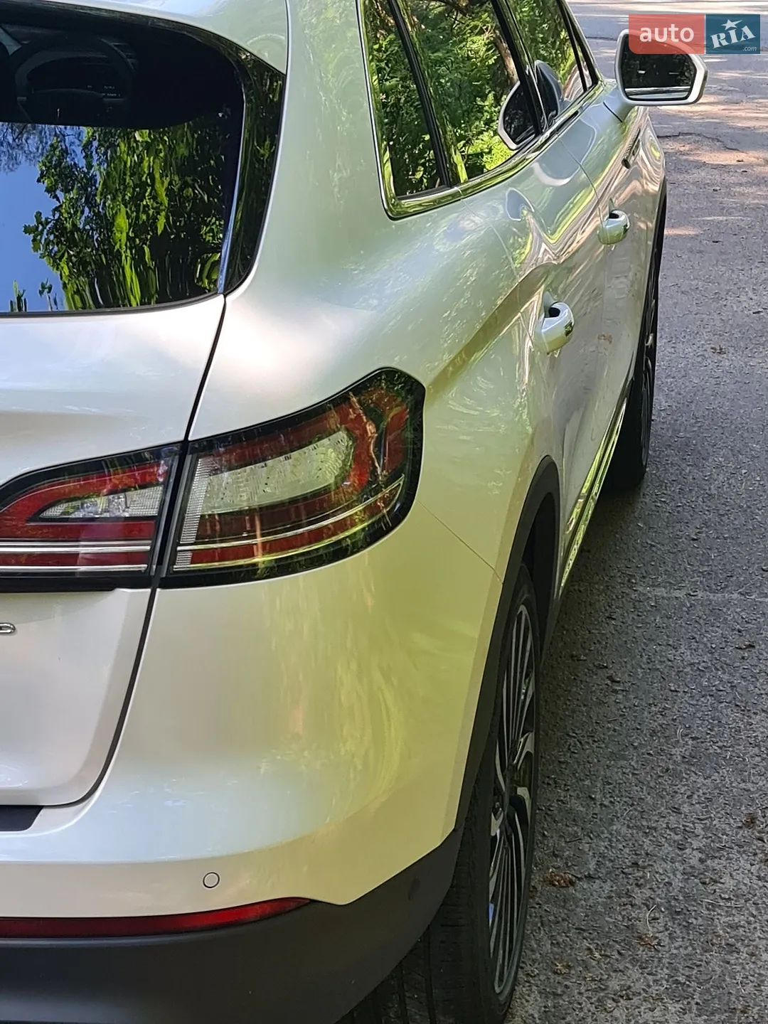 2019 Lincoln Nautilus - мініатюра 11