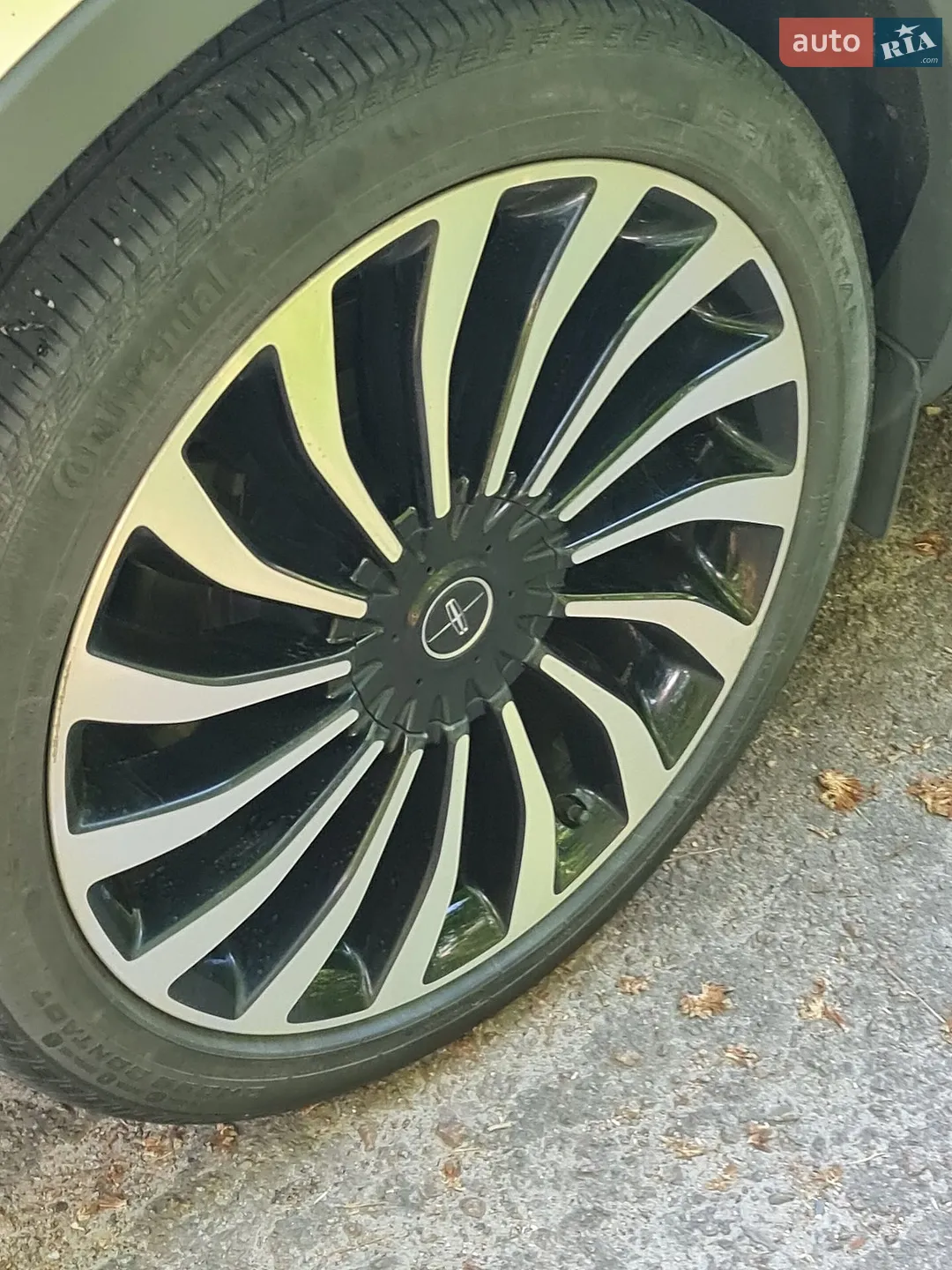 2019 Lincoln Nautilus - мініатюра 16