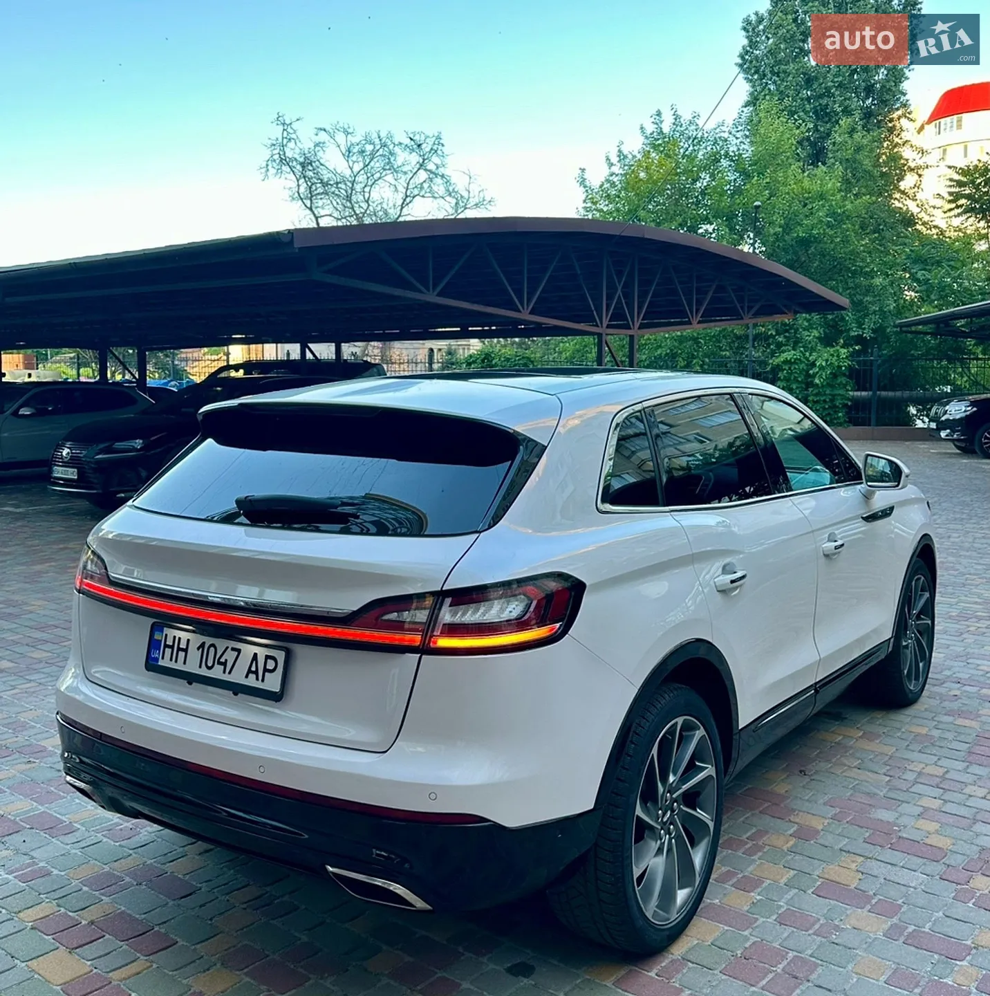 2019 Lincoln Nautilus - мініатюра 10