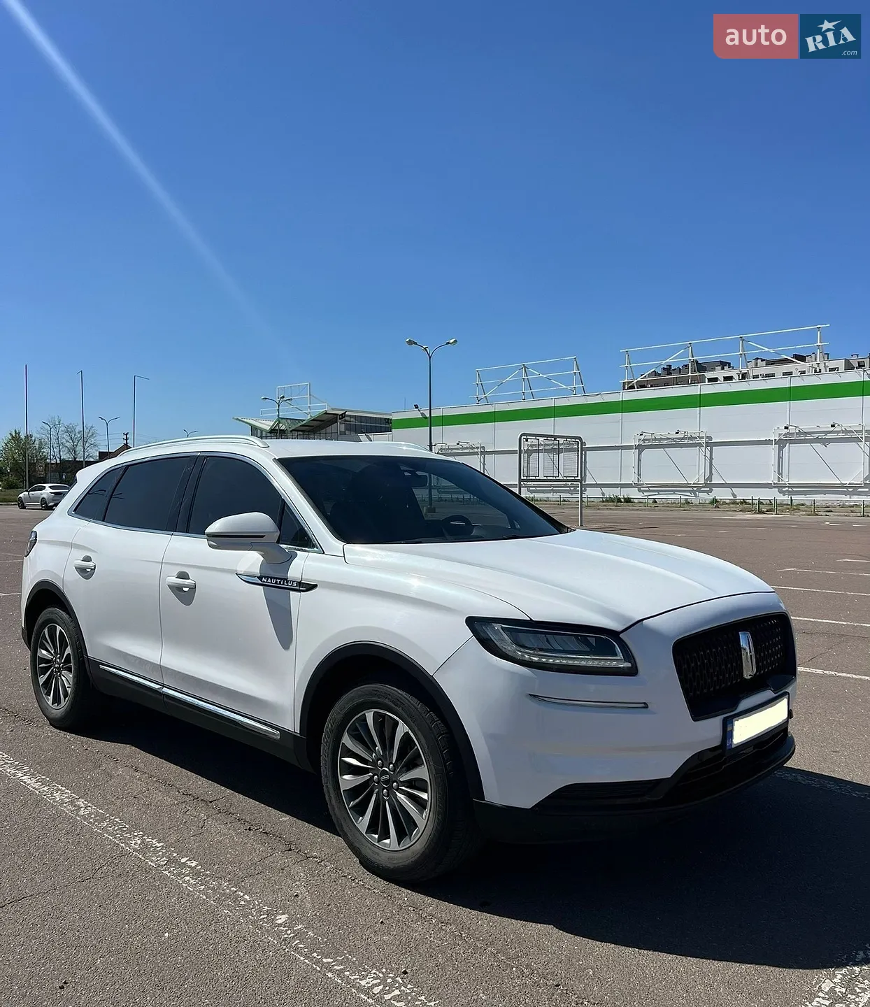 2022 Lincoln Nautilus - мініатюра 3