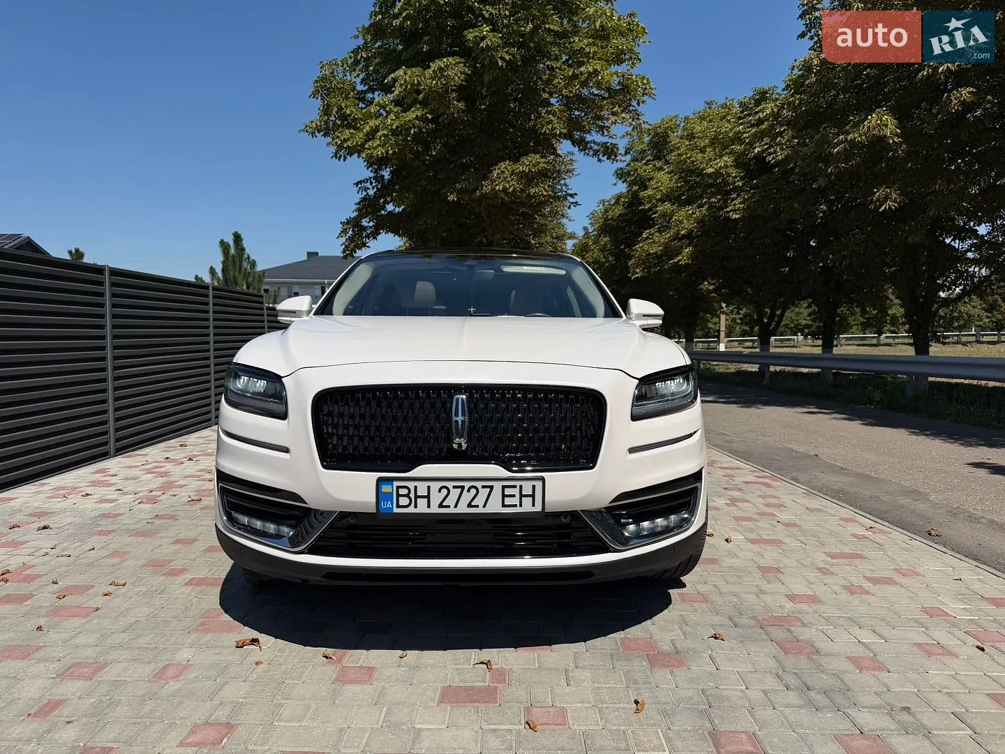 2018 Lincoln Nautilus - мініатюра 2