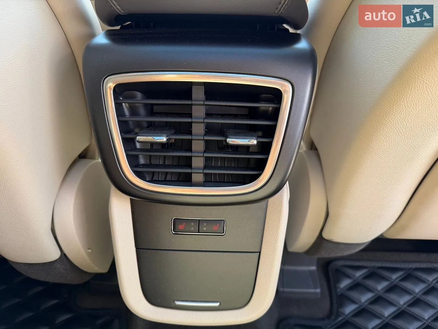 2018 Lincoln Nautilus - мініатюра 38