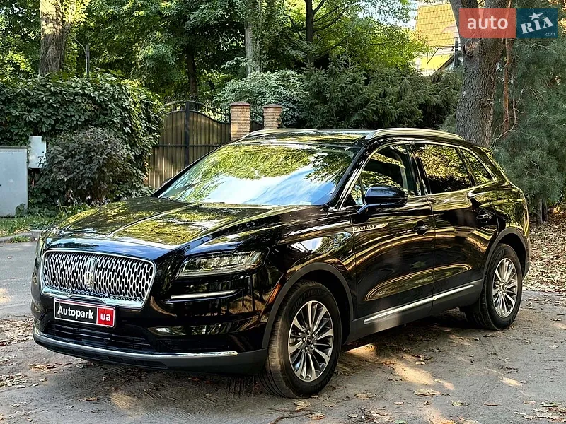 Lincoln Nautilus 2022