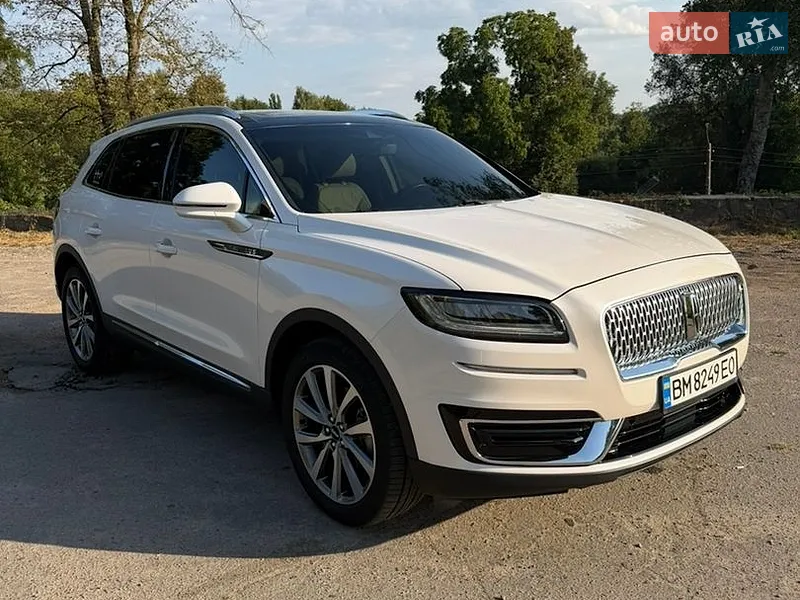 Lincoln Nautilus 2019