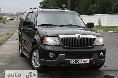 Внедорожник / Кроссовер Lincoln Navigator 2003 в 