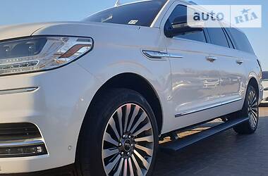 Позашляховик / Кросовер Lincoln Navigator 2019 в 