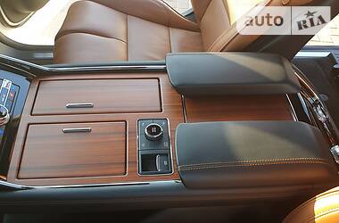 Позашляховик / Кросовер Lincoln Navigator 2019 в 