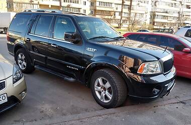 Внедорожник / Кроссовер Lincoln Navigator 2003 в Киеве