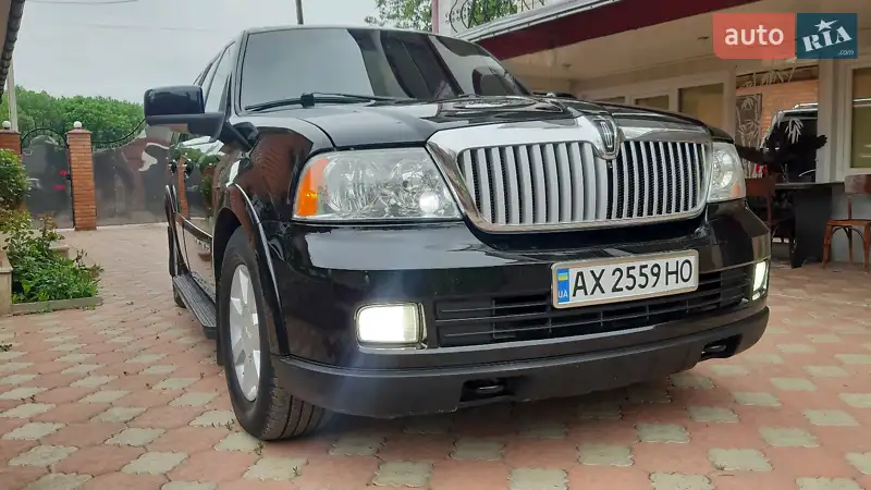 Lincoln Navigator