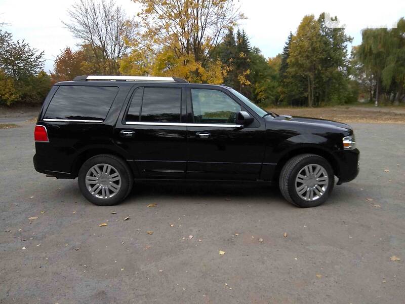 Позашляховик / Кросовер Lincoln Navigator 2011 в Тернополі