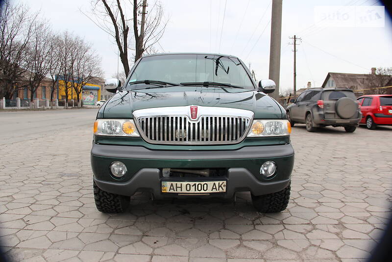 Lincoln Navigator
