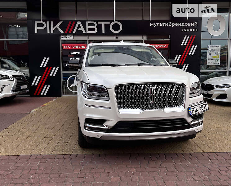 Lincoln Navigator